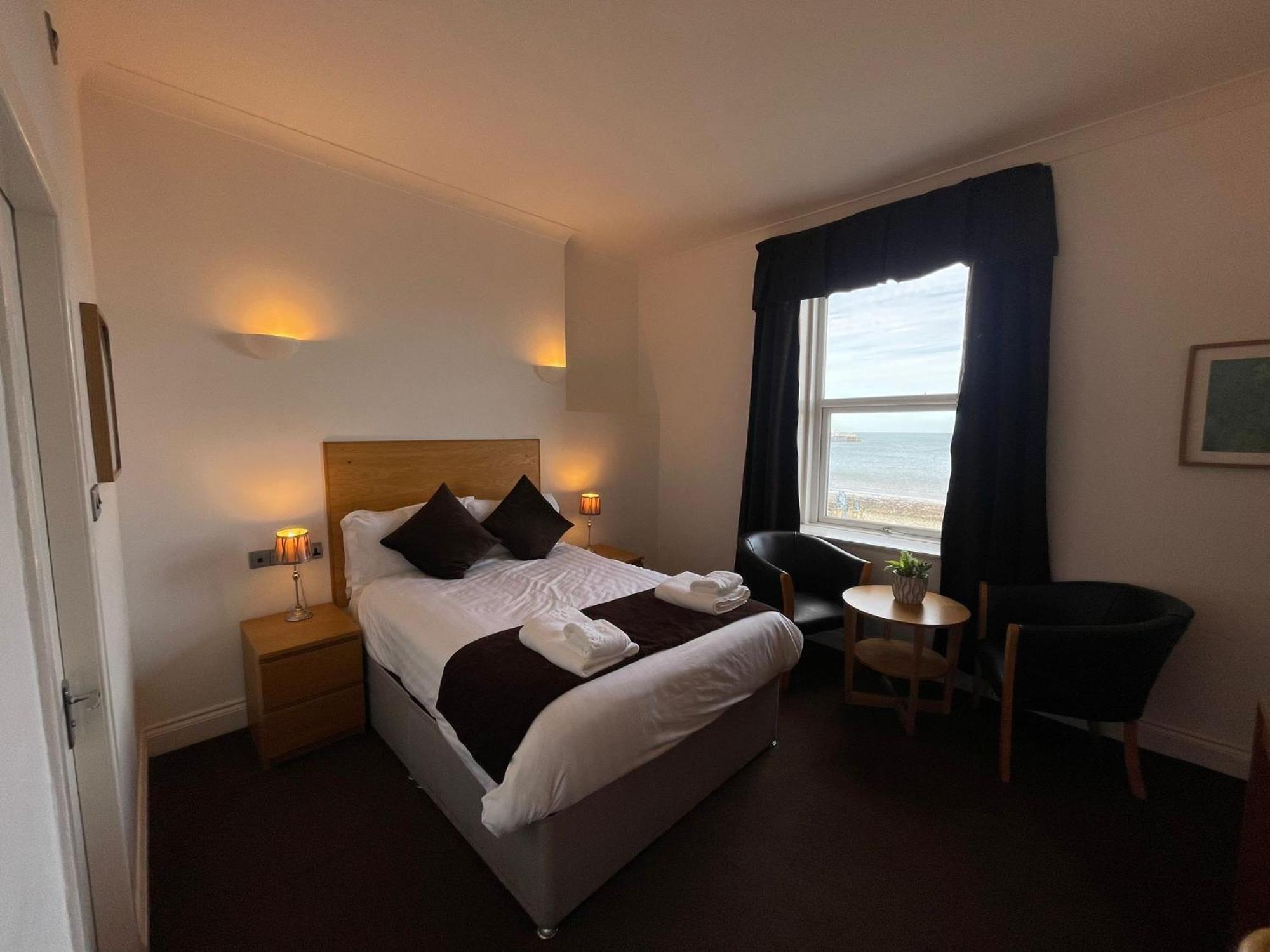 Four Saints Brig Y Don Hotel Llandudno Exterior photo